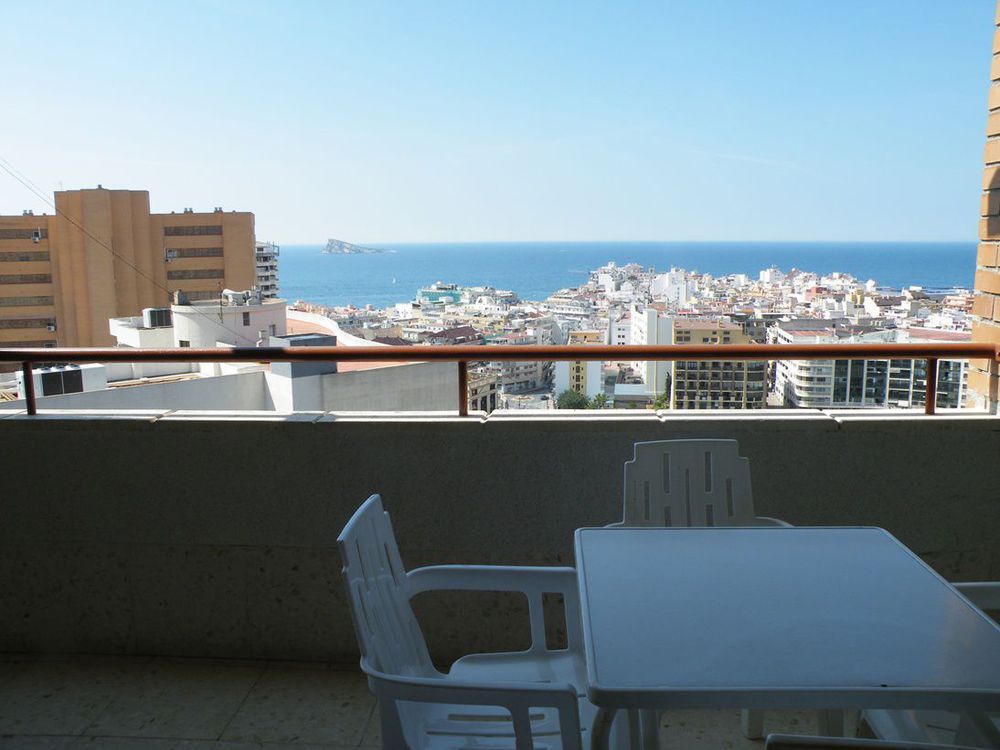 Apartamentos La Era Park Бенидорм Экстерьер фото